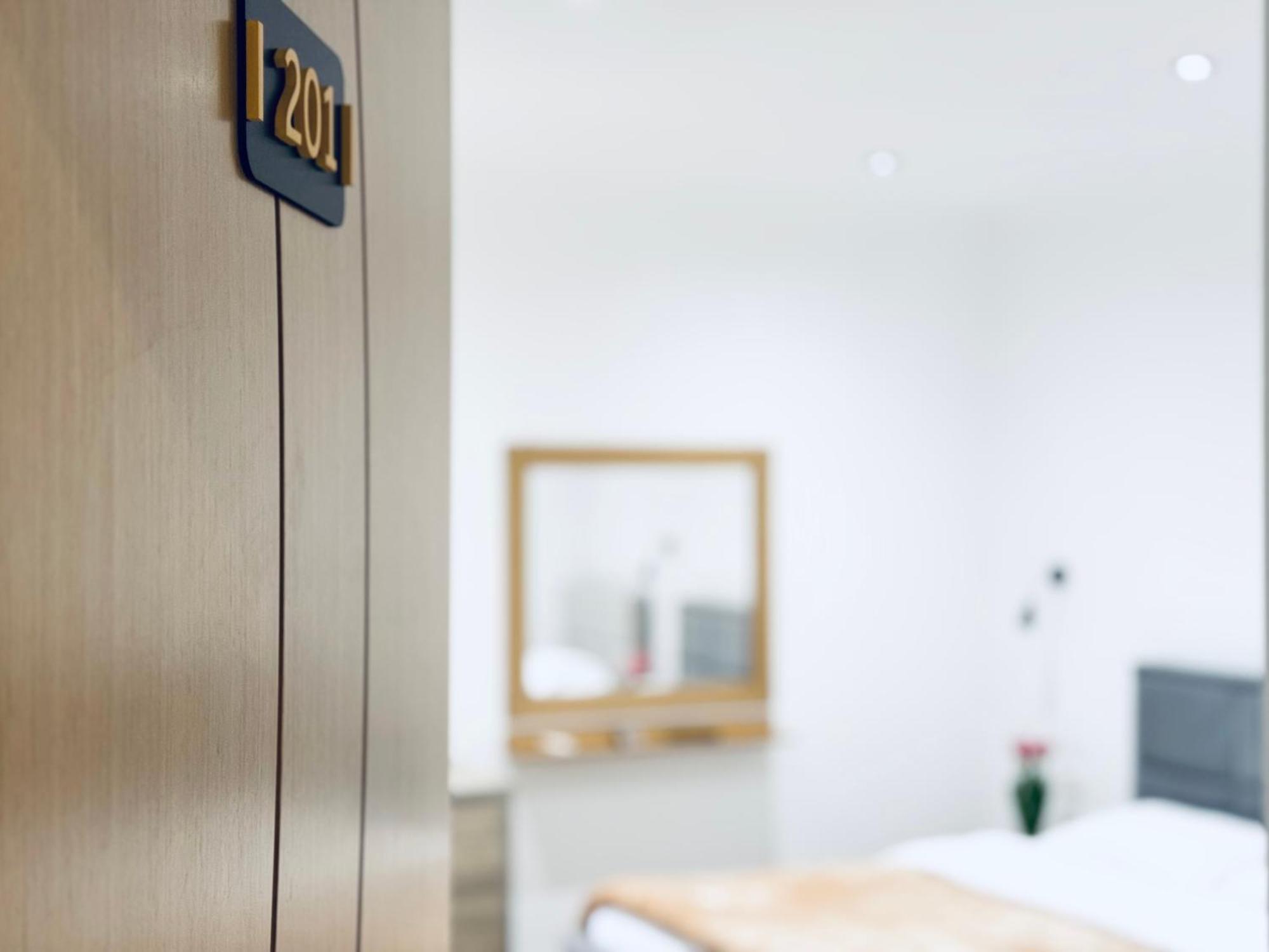 Kutal Park Inn Hotel Përmet 외부 사진