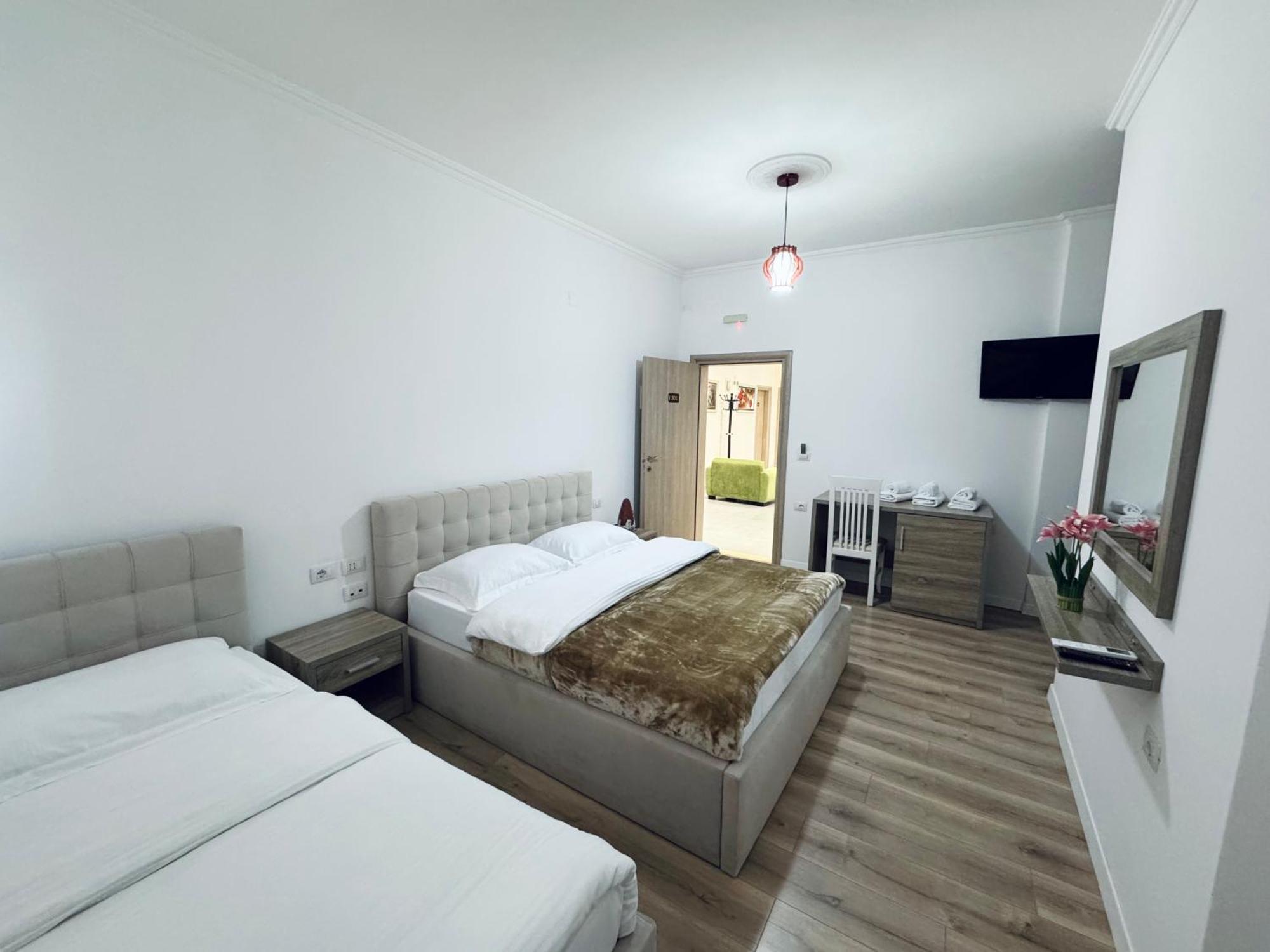 Kutal Park Inn Hotel Përmet 외부 사진