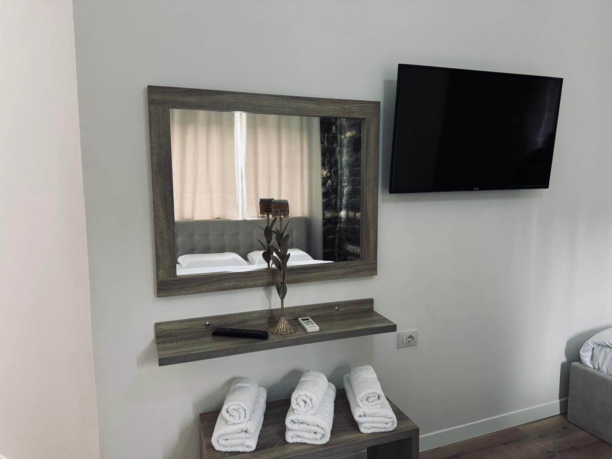 Kutal Park Inn Hotel Përmet 외부 사진